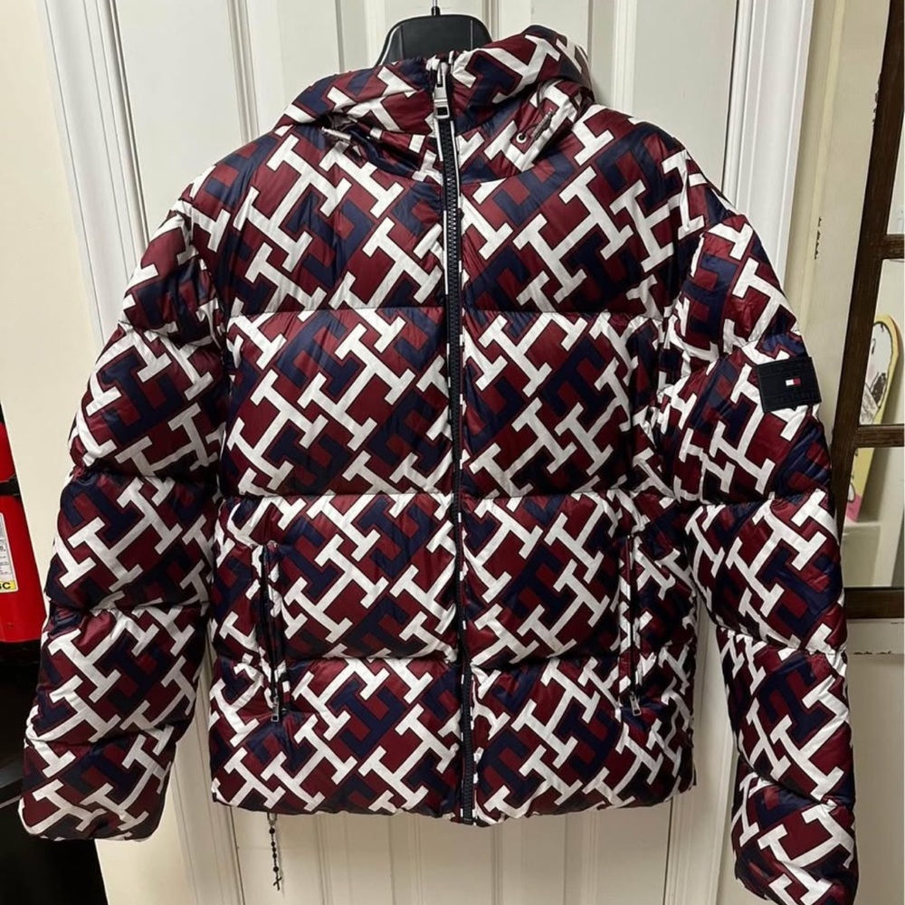 Tommy Hilfiger Men's Puffer Jacket in Red, White, and Blue